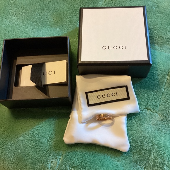 Authentic GUCCI 18 k gold enamel blossom icon ring - Picture 2 of 6